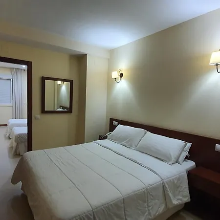 Sun Galicia Y ホテル